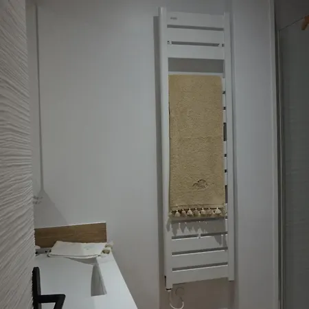 Daire T 3 Place Des Palmiers Les Pins *